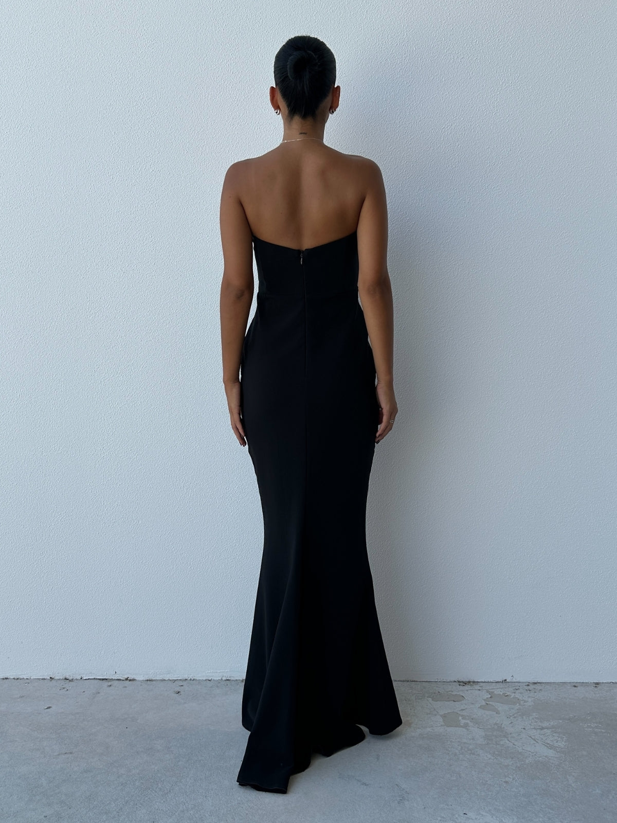 Magic Gown - Black