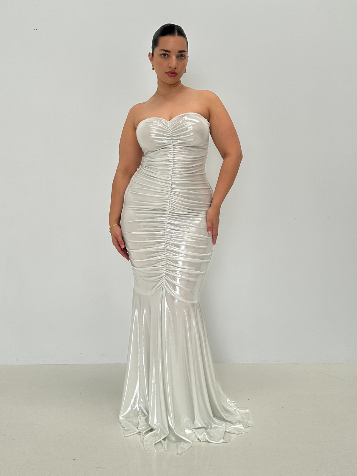 Norma Kamali | Fishtail Gown - Silver | Loan That Label Norma Kamali | Fishtail Gown - Silver | Loan That Label