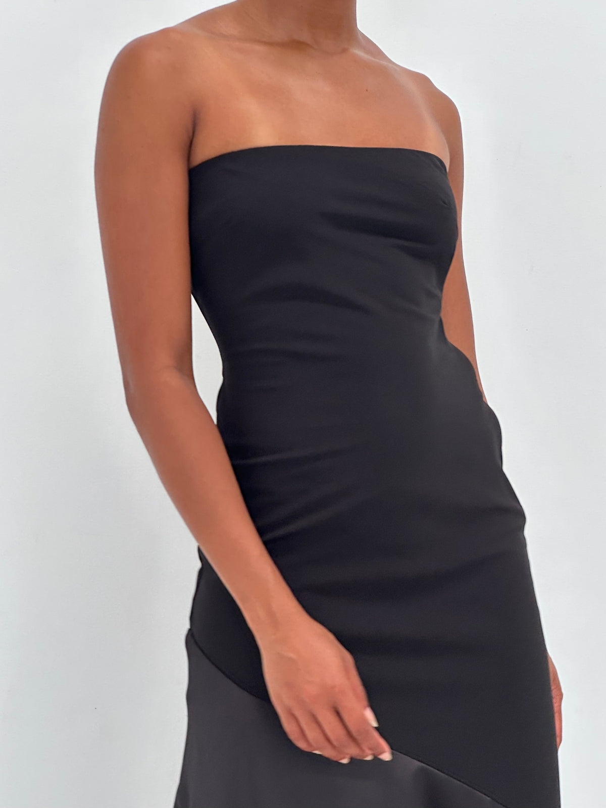 Bianca and Bridgett | Tahlia Dress - Black | Loan That Label