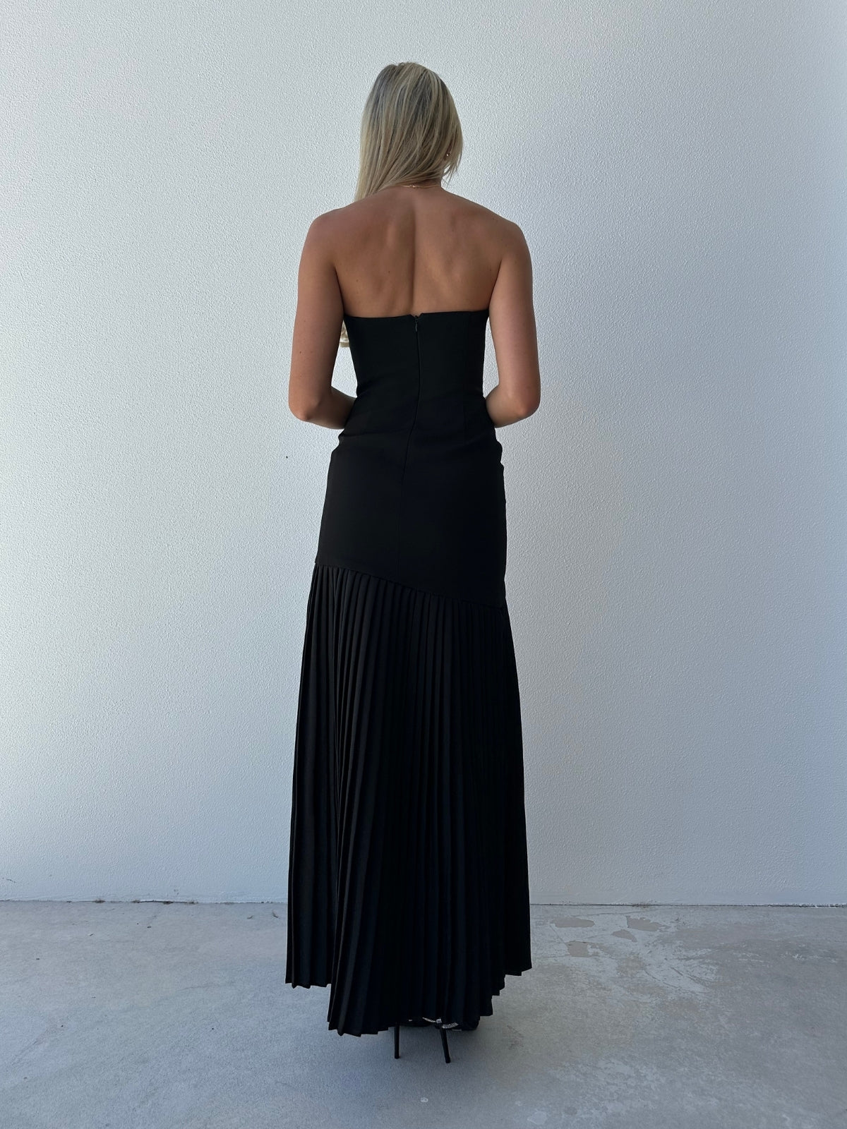 Bianca and Bridgett | Mara Dress - Black | Loan That Label