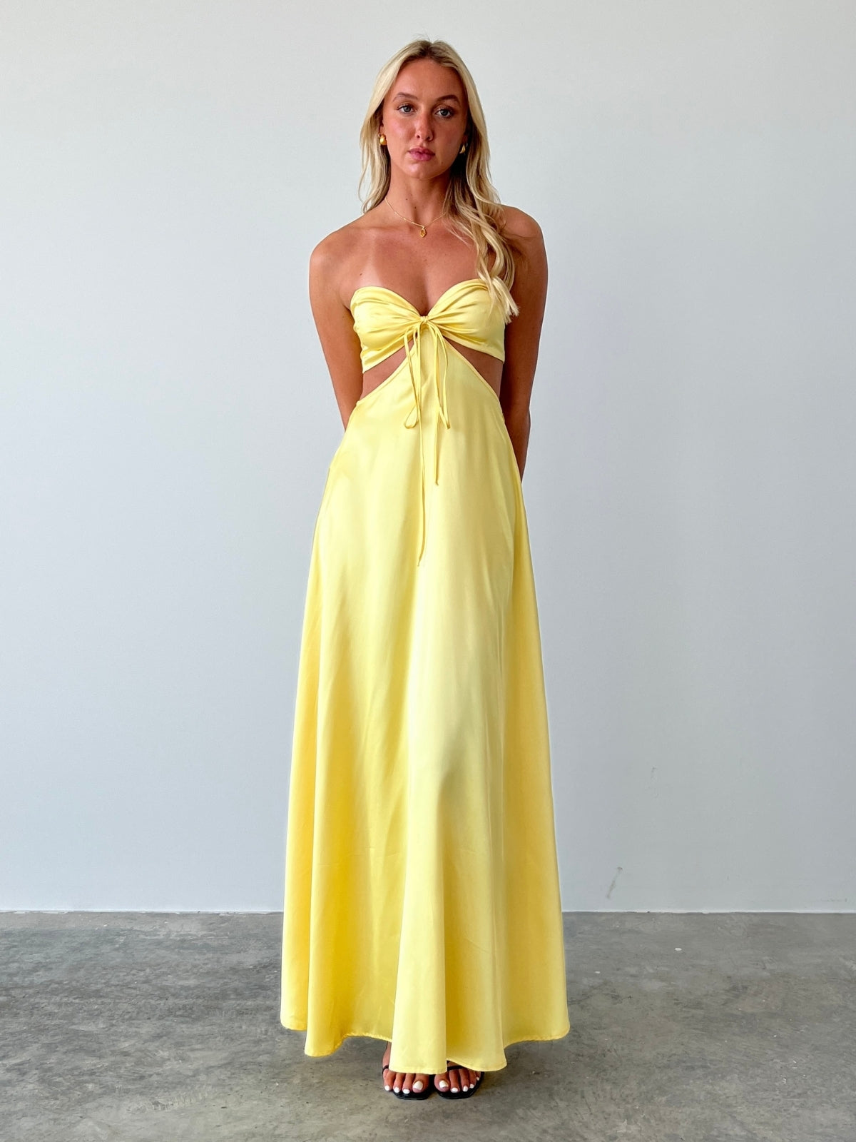 Lucy Gown Lemon