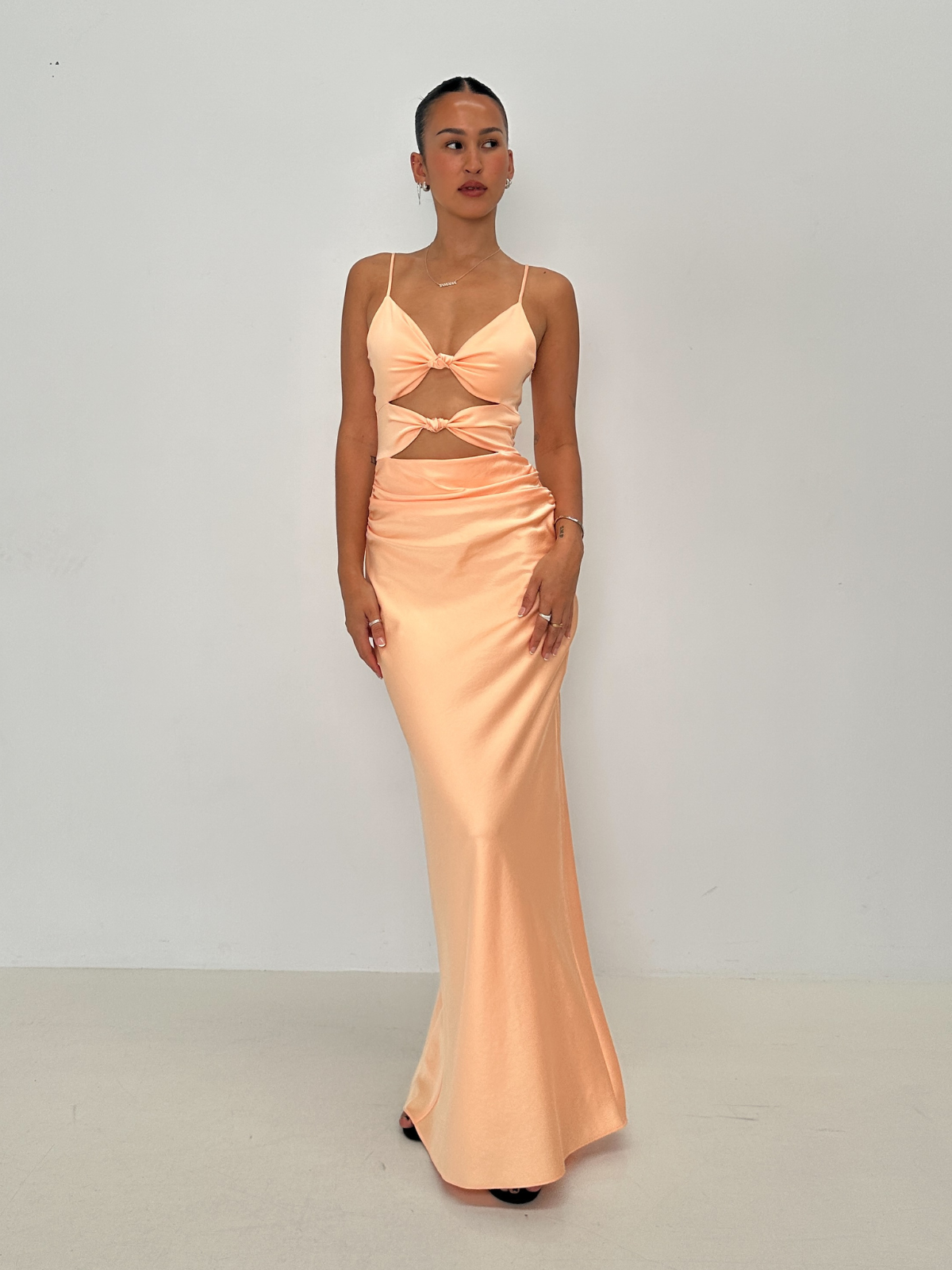 Mari Dress - Peach