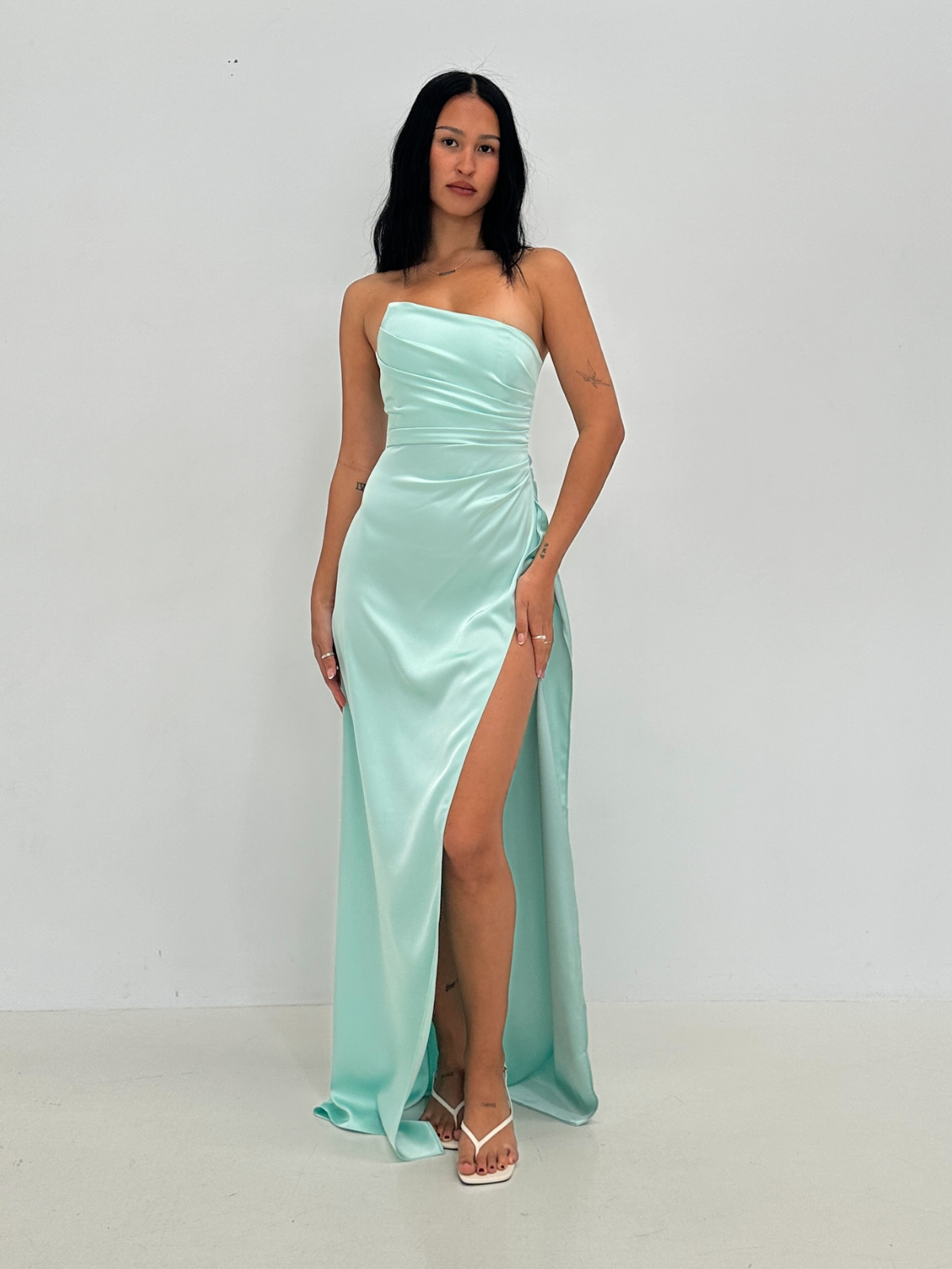 Camilo Gown - Aqua