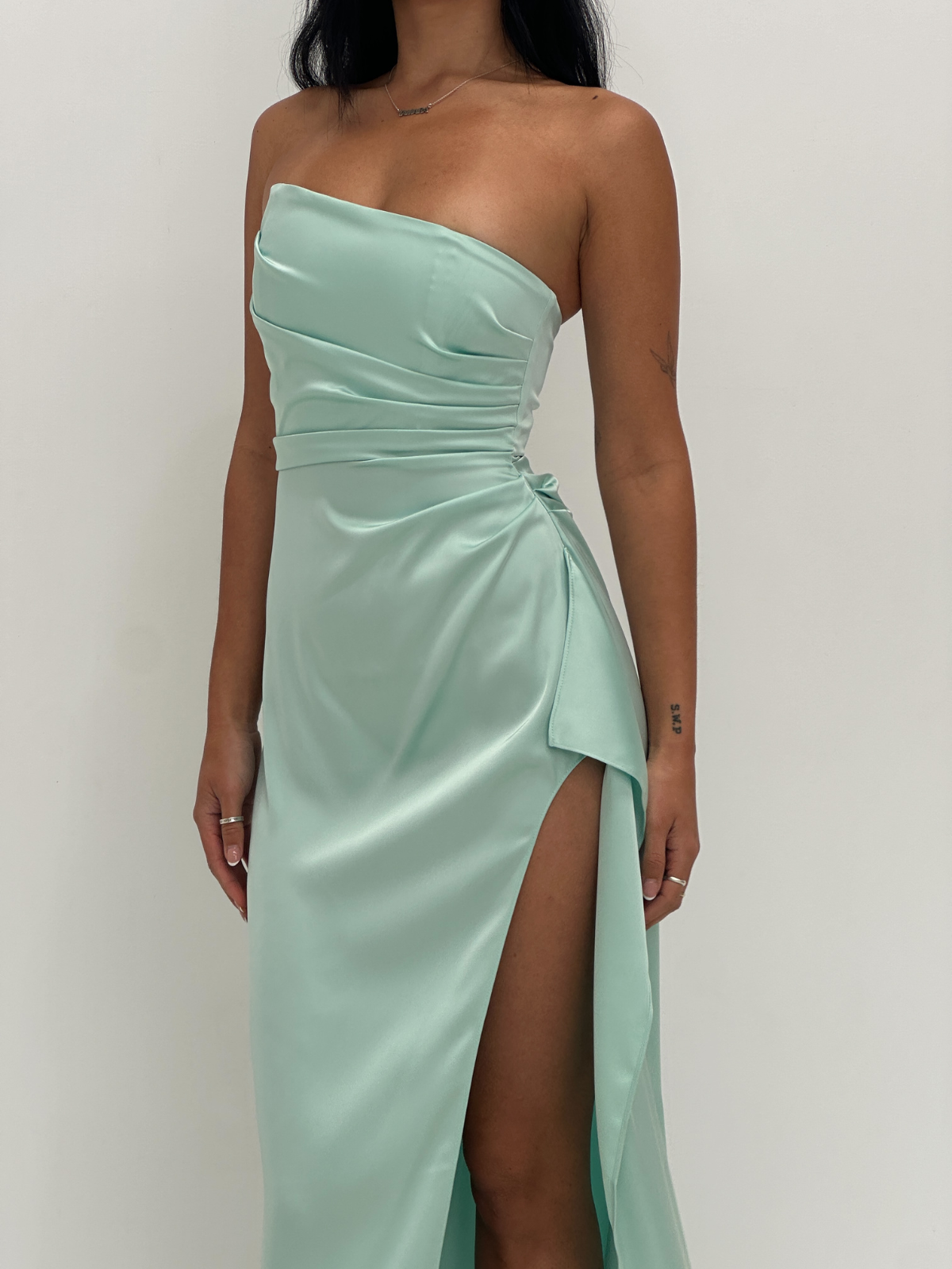 Camilo Gown - Aqua