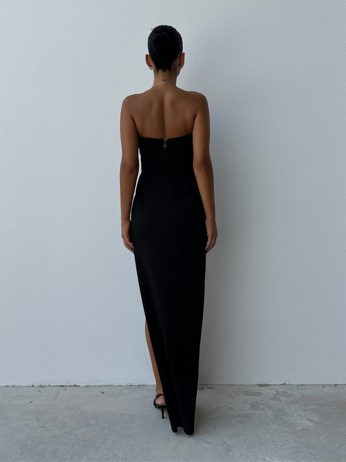 Flaunt Gown - Black