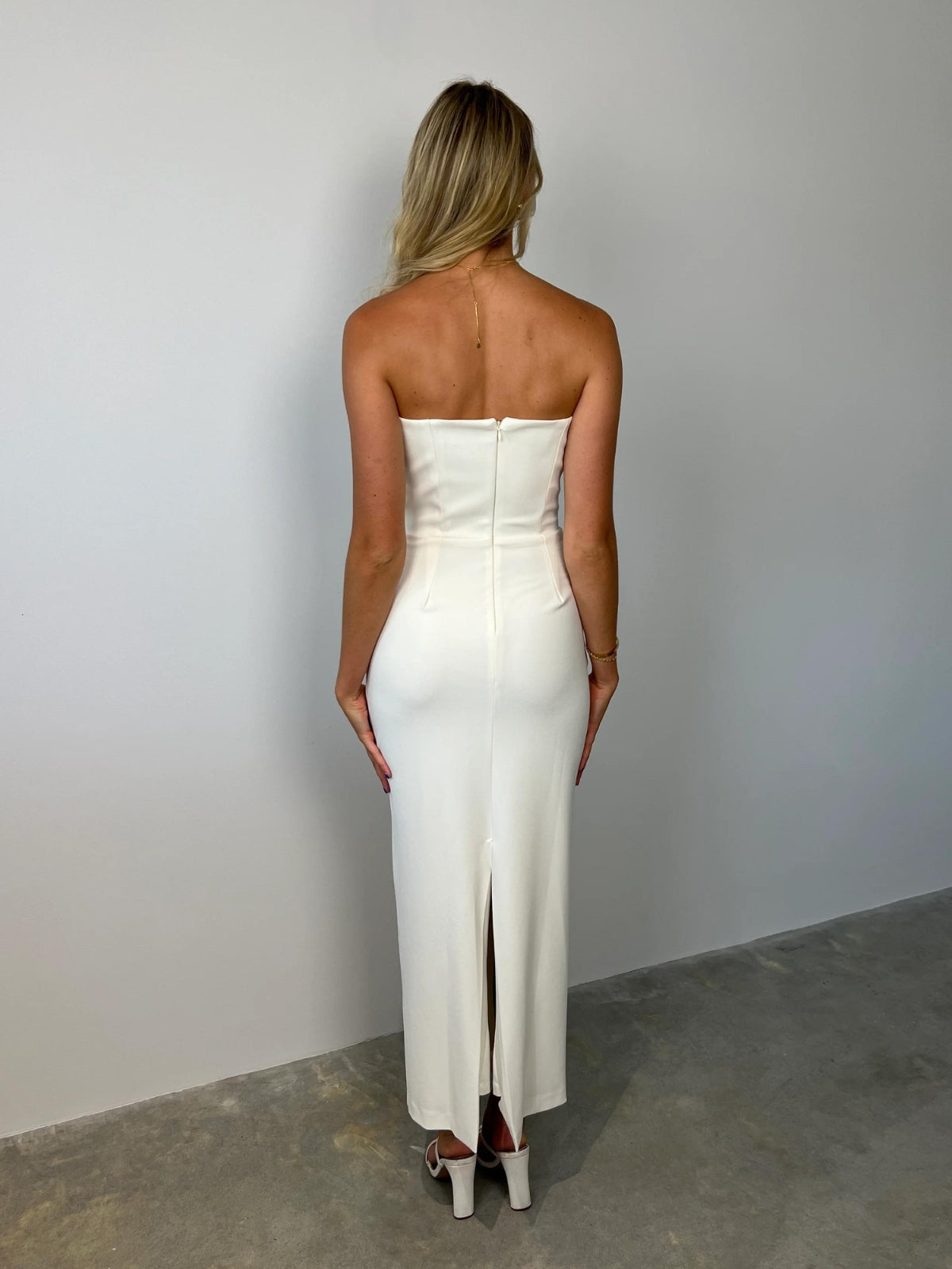 Effie Kats | Sierra Gown - White | Loan That Label