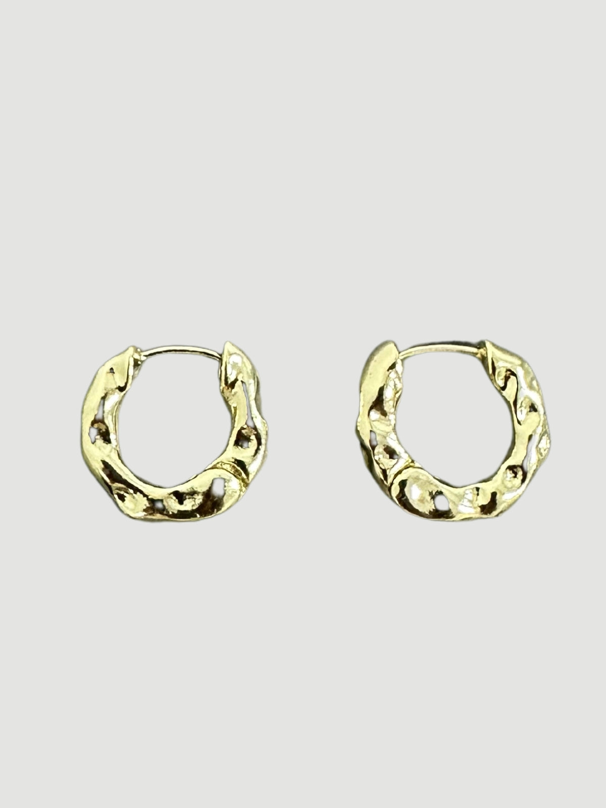 Naya Earrings - Gold | Loan That Label Outlet