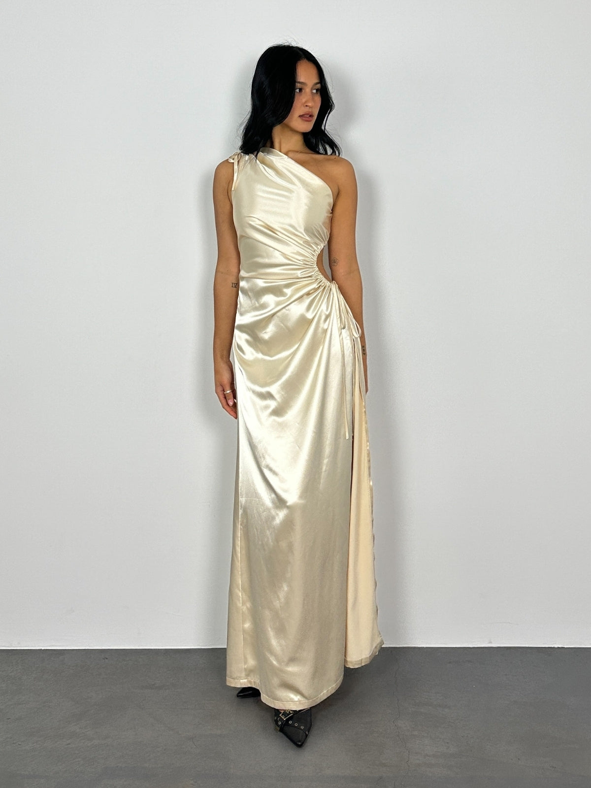 Sonya | Nour Dress - Cream | Loan That Label