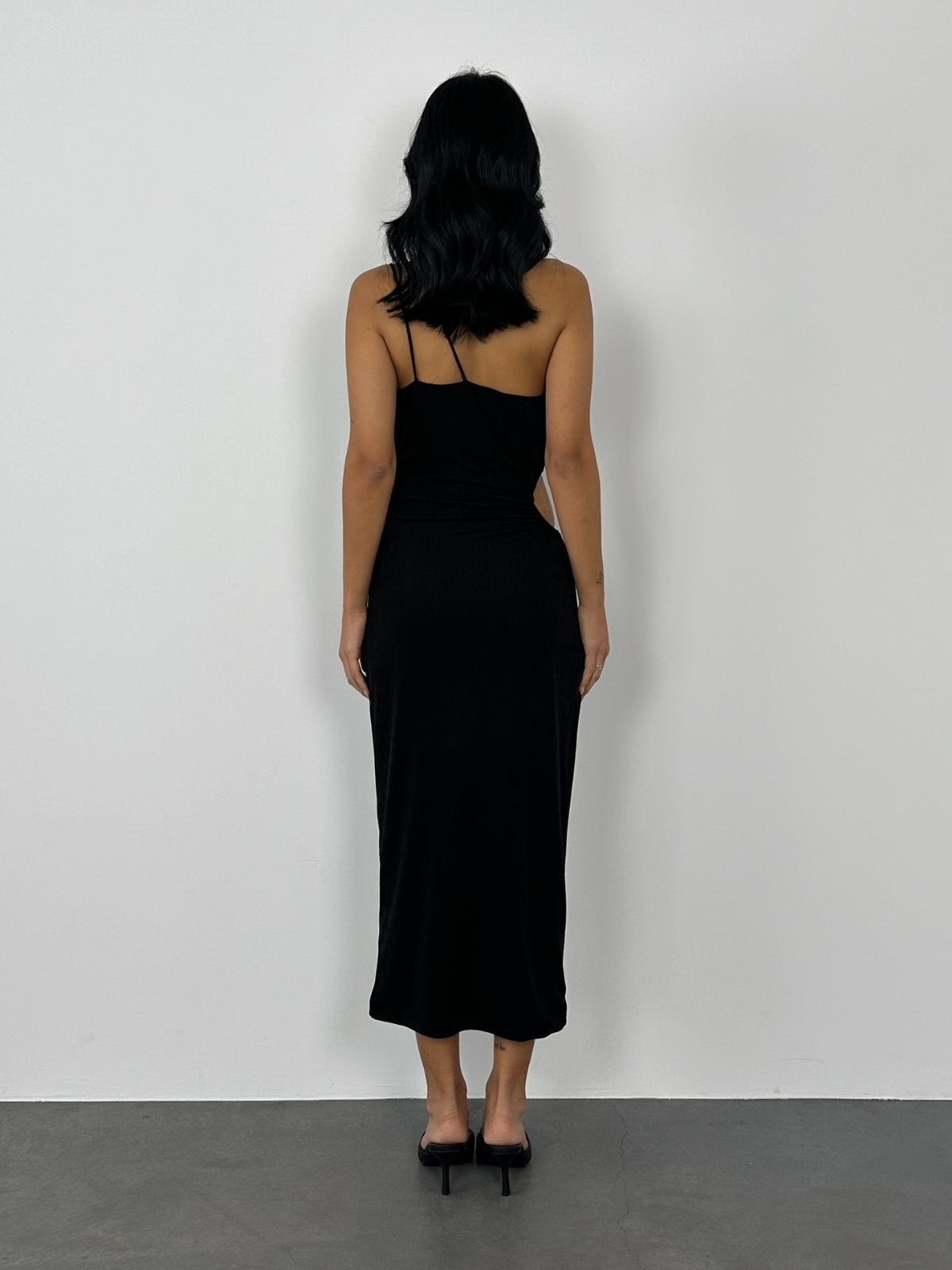 MISHA | Vanina Midi - Black | Loan That Label